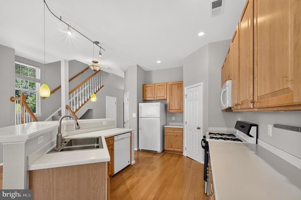 26025 Murrey Drive - Photo 15