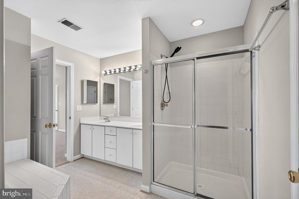 26025 Murrey Drive - Photo 32