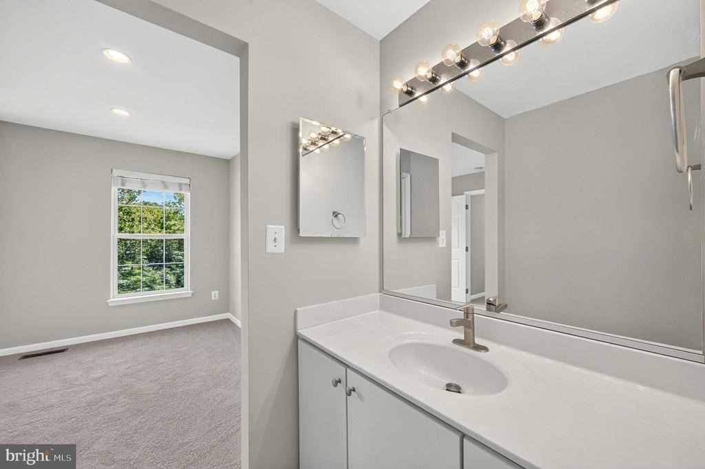 26025 Murrey Drive - Photo 45