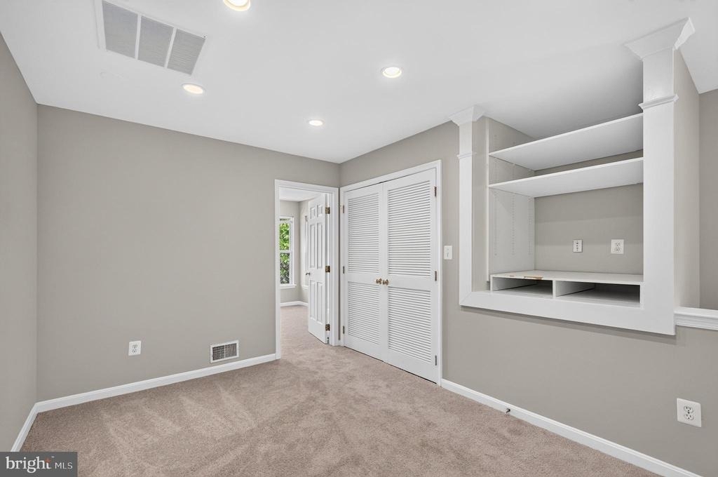 26025 Murrey Drive - Photo 36