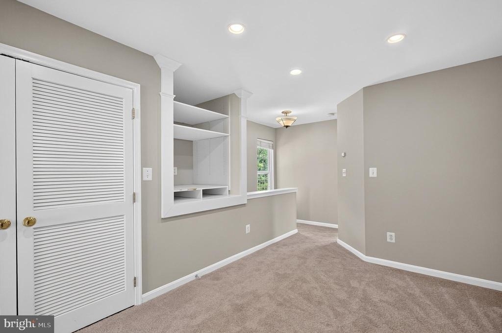 26025 Murrey Drive - Photo 37