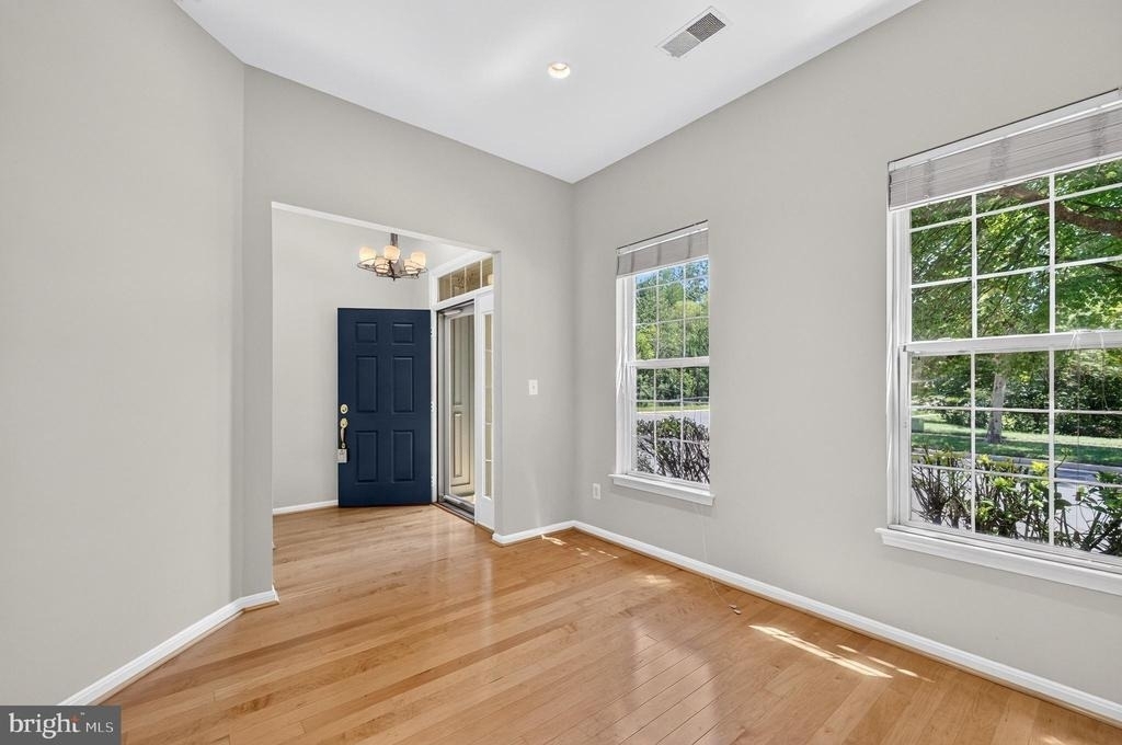 26025 Murrey Drive - Photo 9