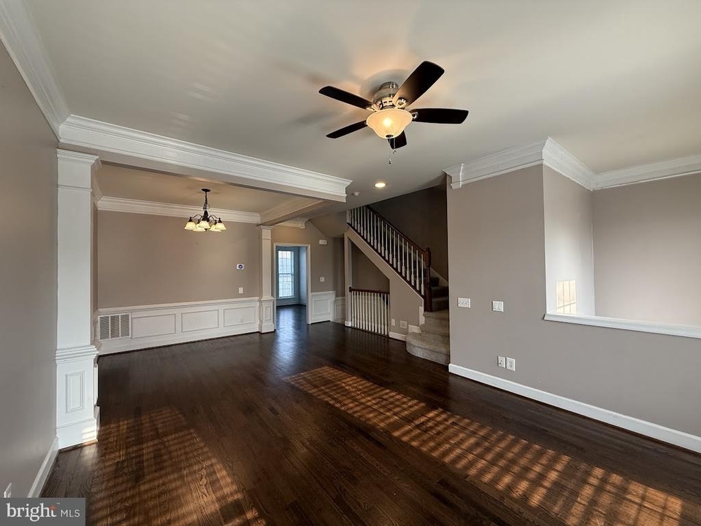 175 Great Laurel Square Se - Photo 1