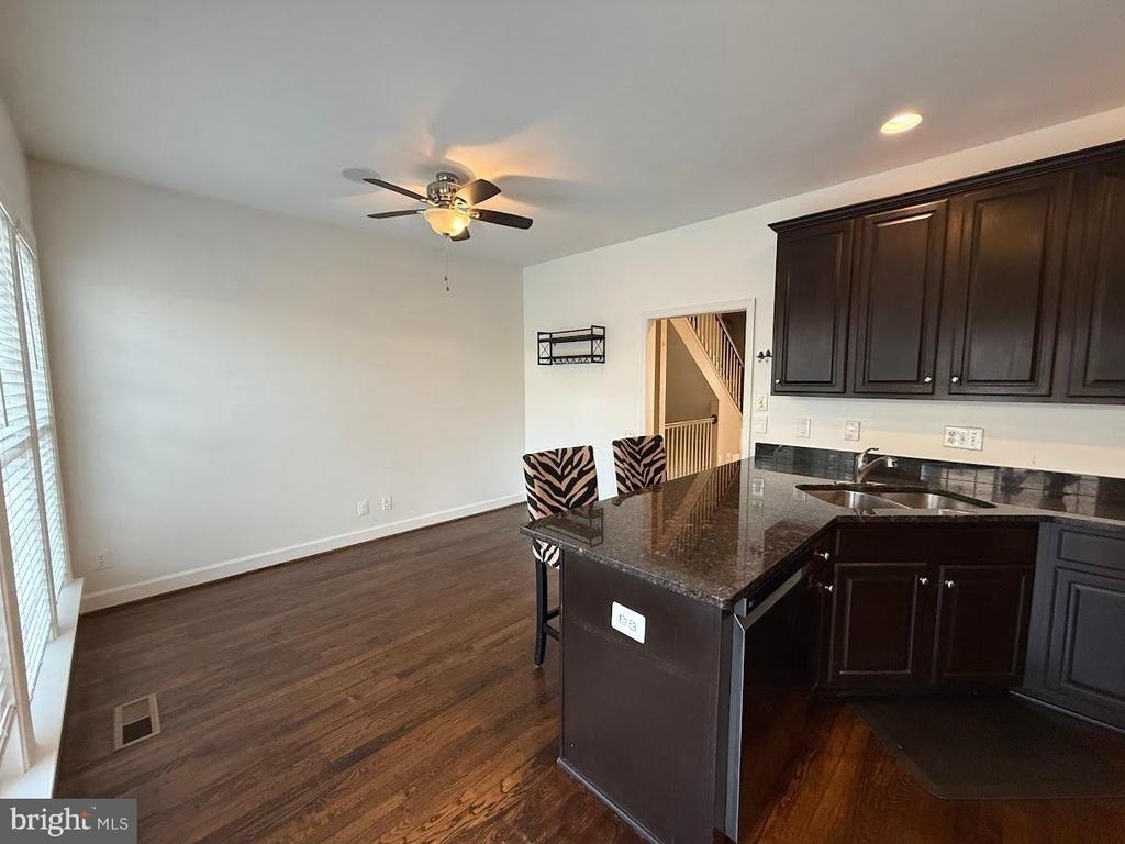 175 Great Laurel Square Se - Photo 4