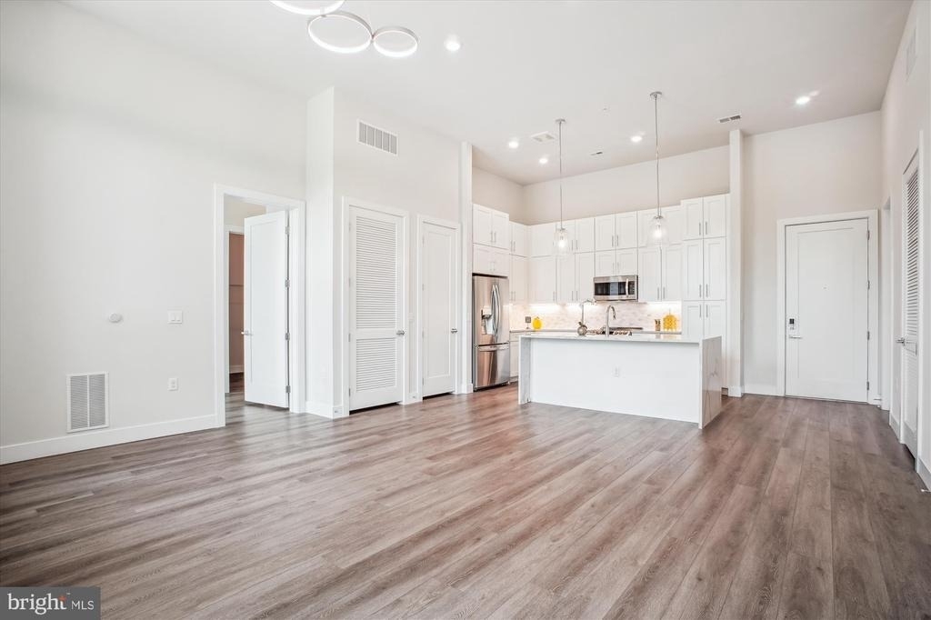1761 Old Meadow Road - Photo 8