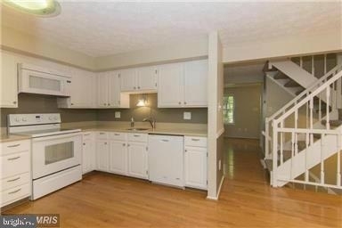 11556 Ivy Bush Court - Photo 7