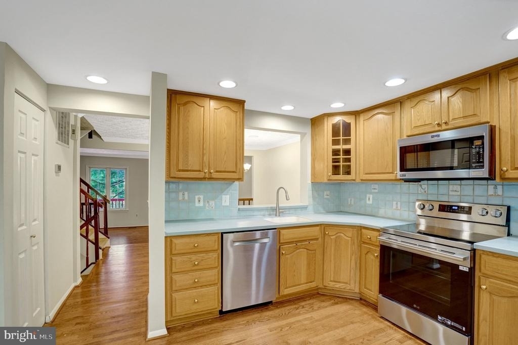 2920 Montauk Court - Photo 9