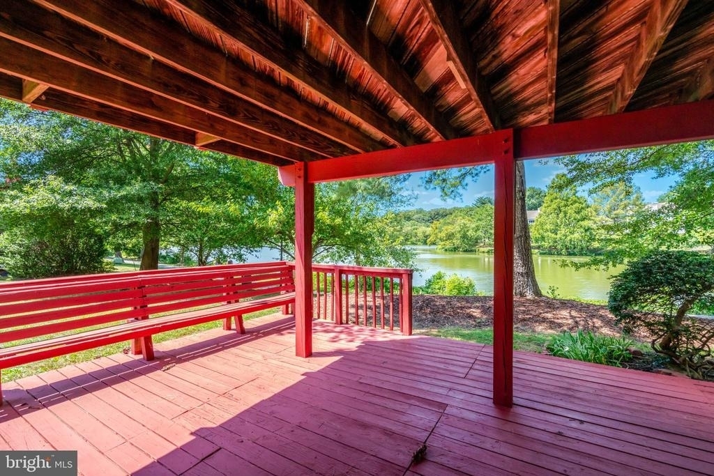 2920 Montauk Court - Photo 37