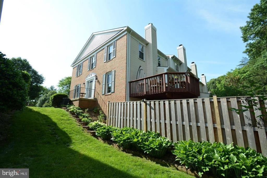 6153 Summer Park Lane - Photo 3