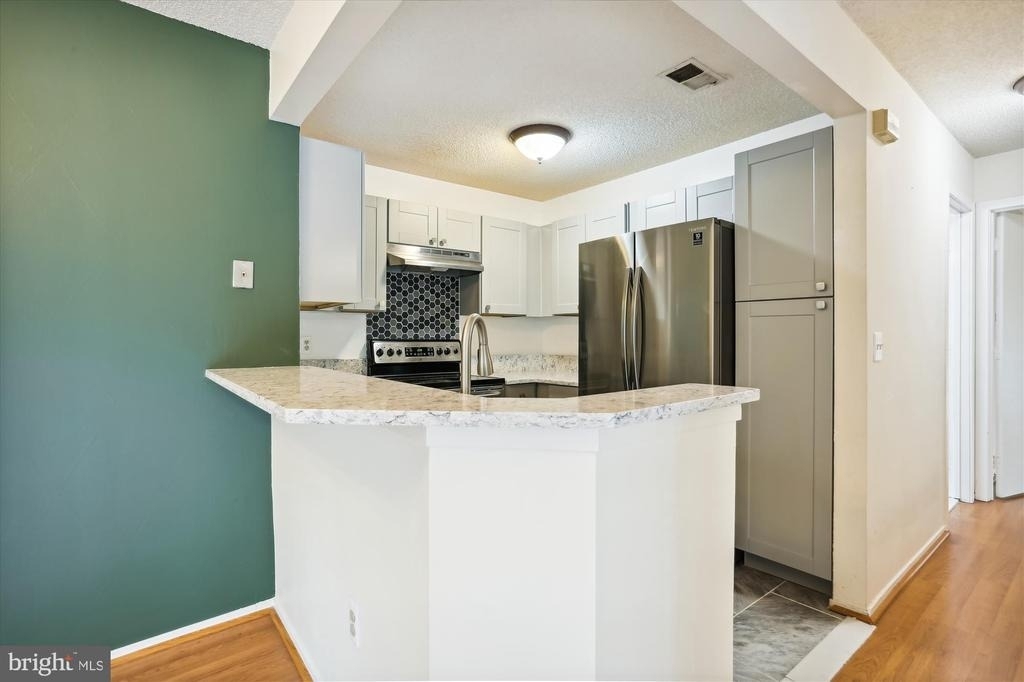 11719 Summerchase Circle - Photo 2