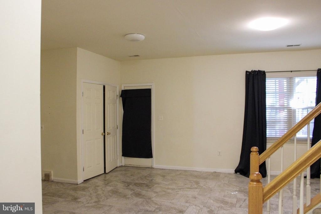 2454 Sugar Mill Way - Photo 3