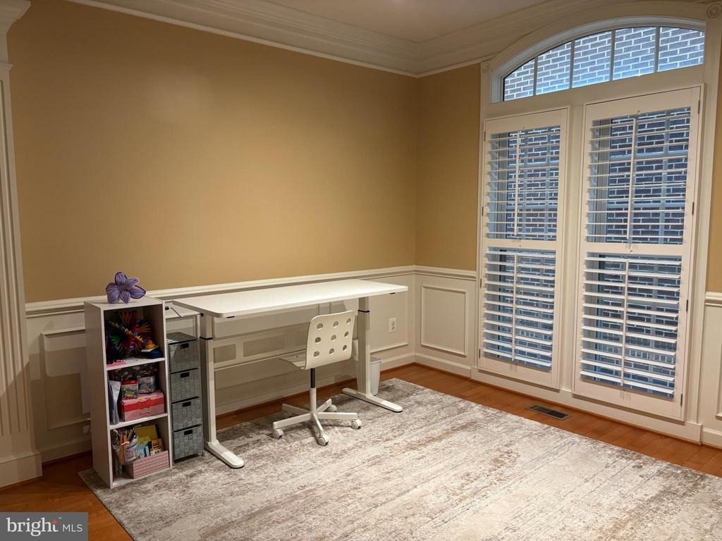 8006 Reserve Way - Photo 8