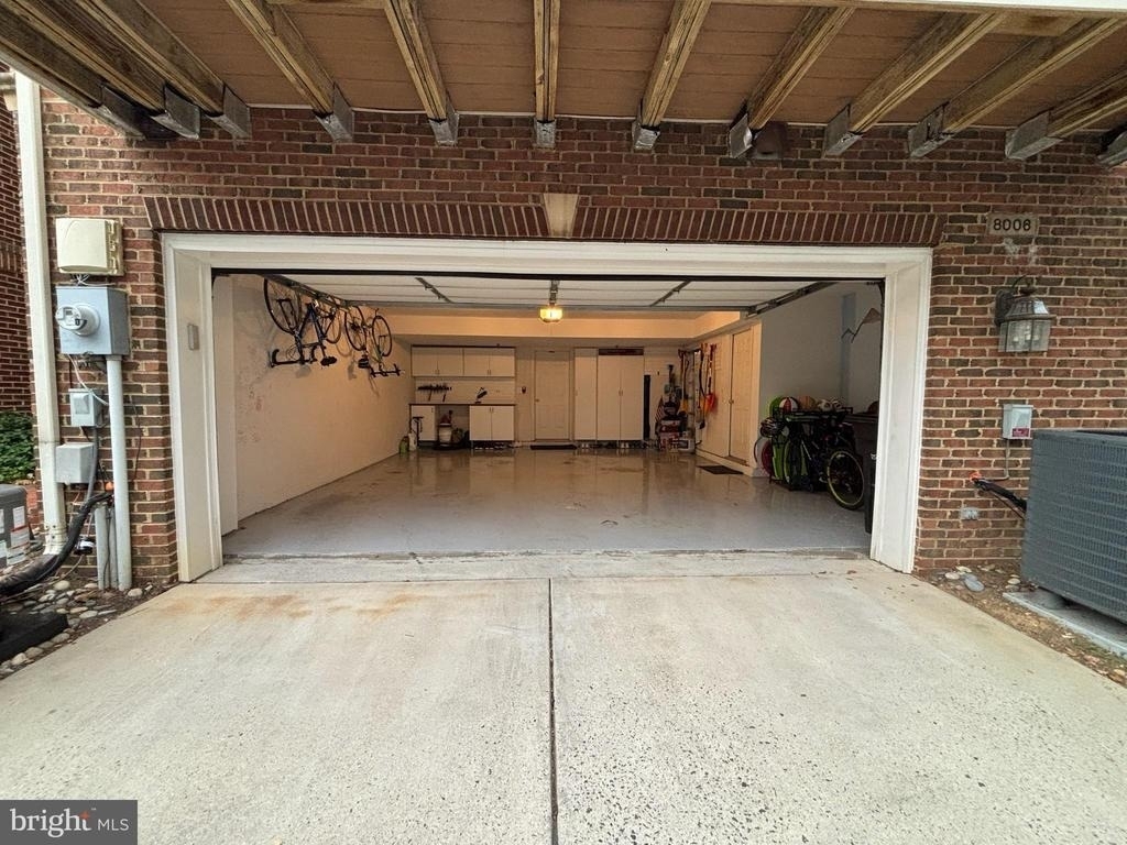 8006 Reserve Way - Photo 39