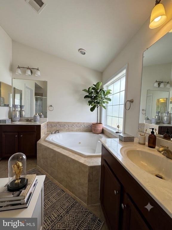 5609 Faircloth Court - Photo 7