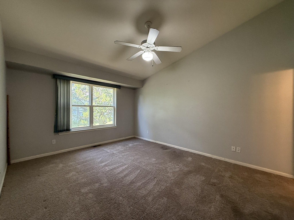 1788 Wexford Drive - Photo 15