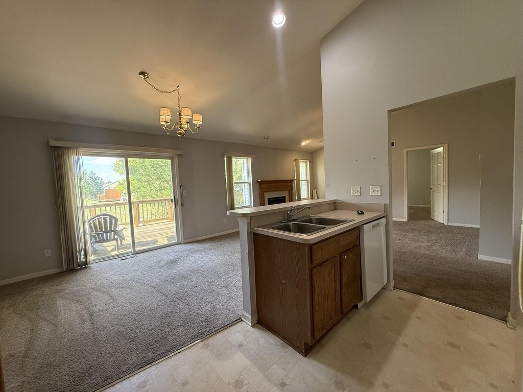 1788 Wexford Drive - Photo 9
