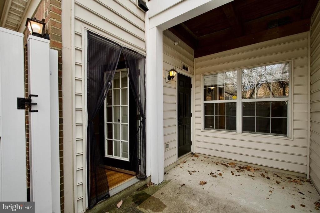 2324 Henshaw Place - Photo 24