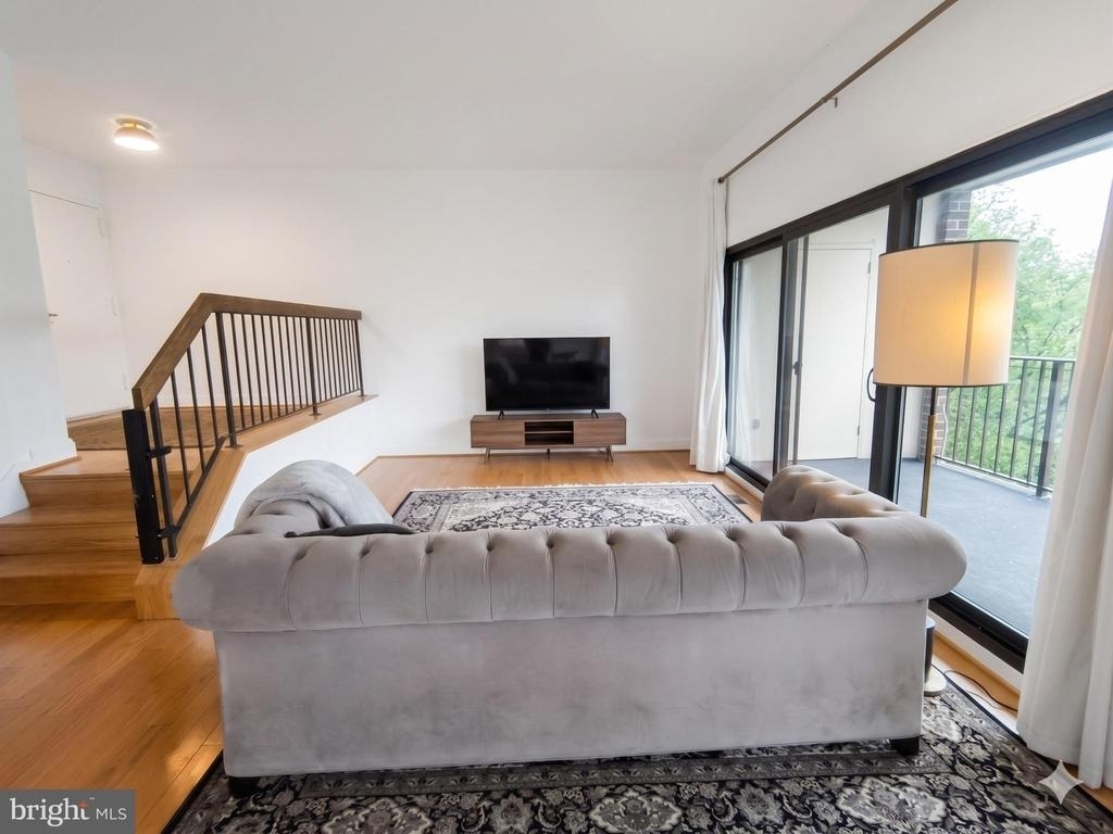 110 Roberts Lane - Photo 4