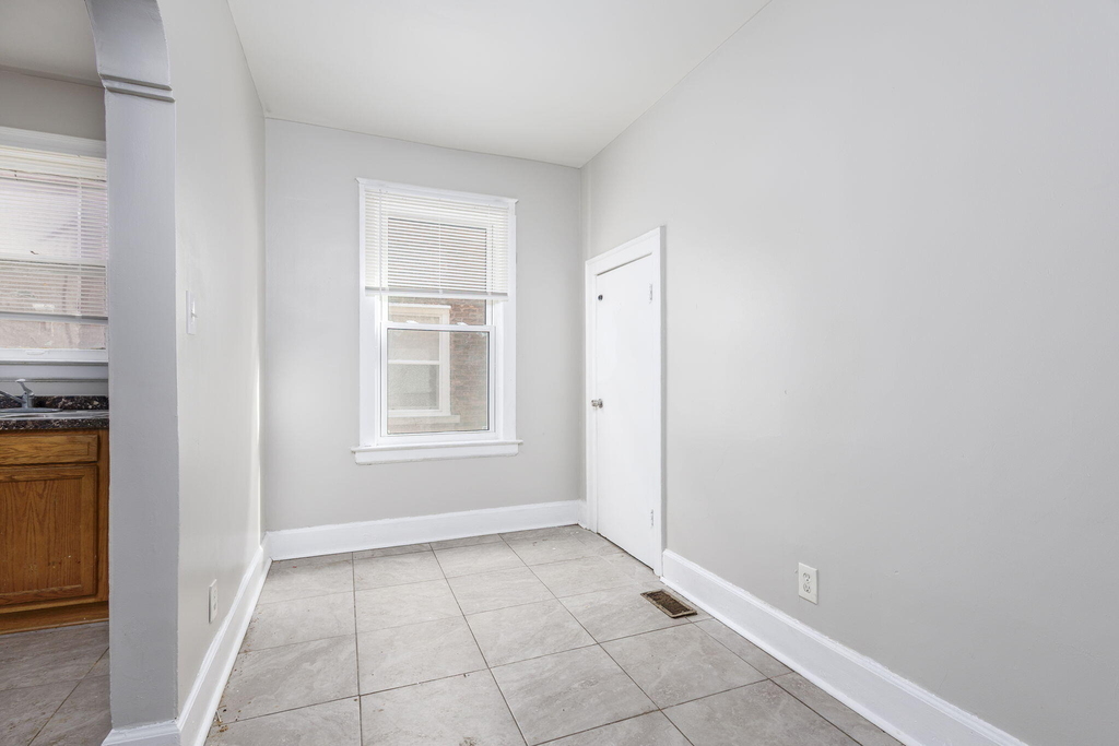 2704 Webb Street - Photo 3