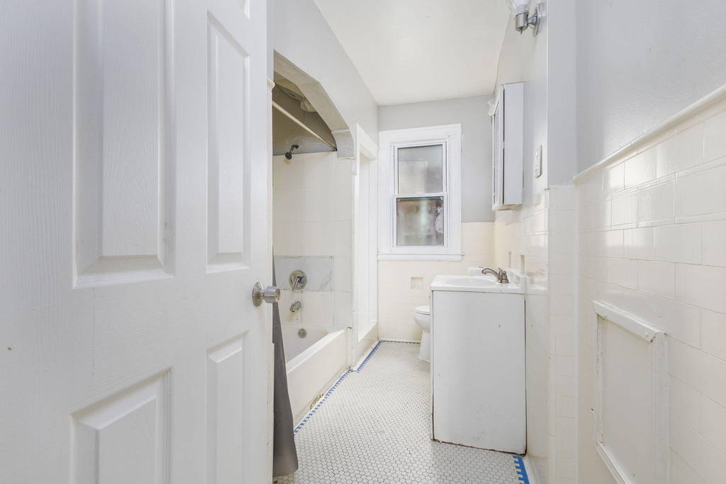 2704 Webb Street - Photo 9
