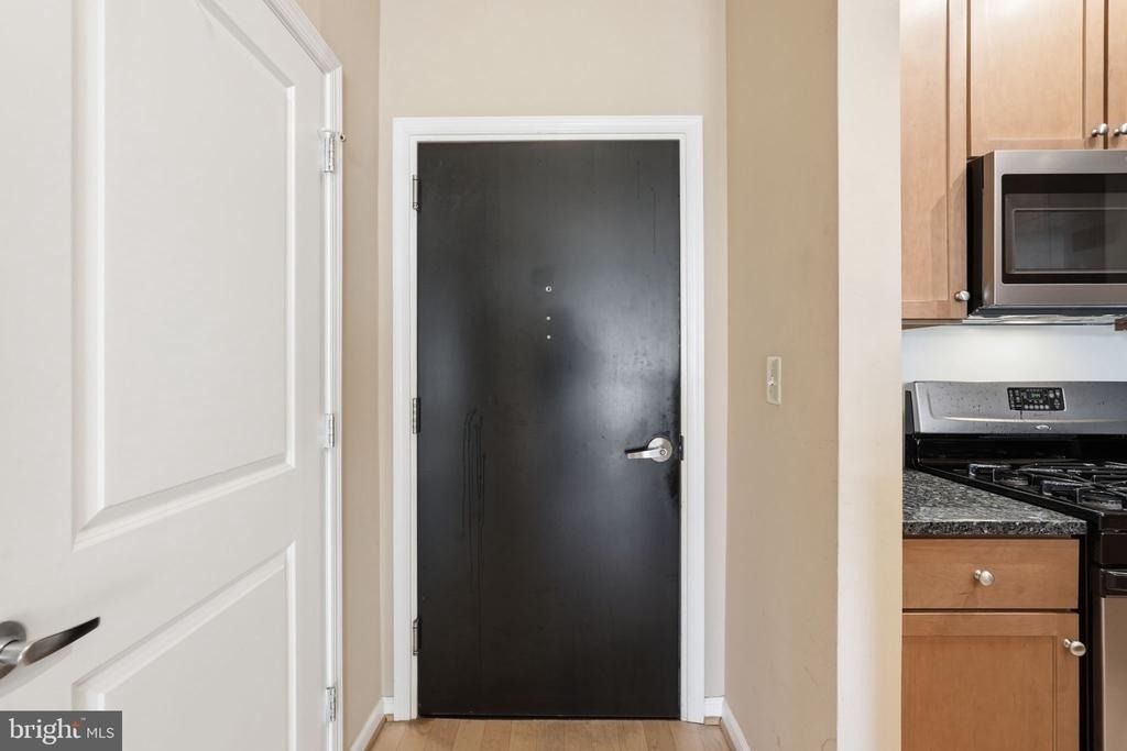 309 Holland Lane - Photo 2