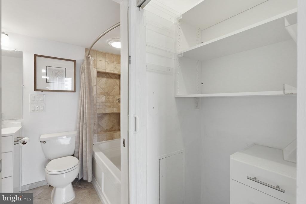1300 Army Navy Drive - Photo 5