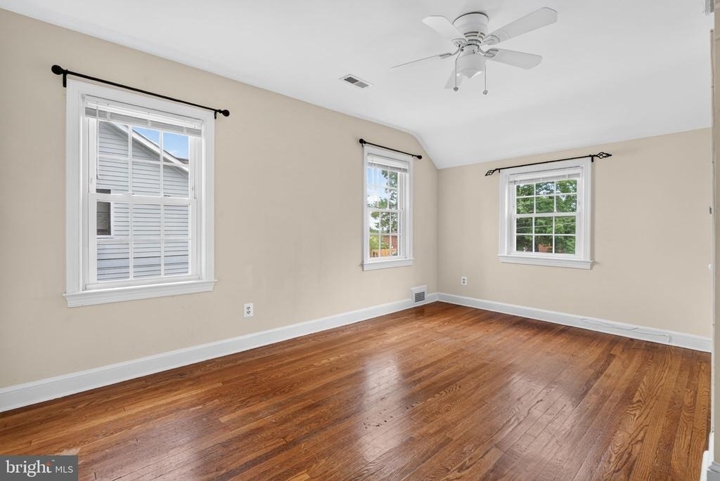 4705 22nd Street N - Photo 38