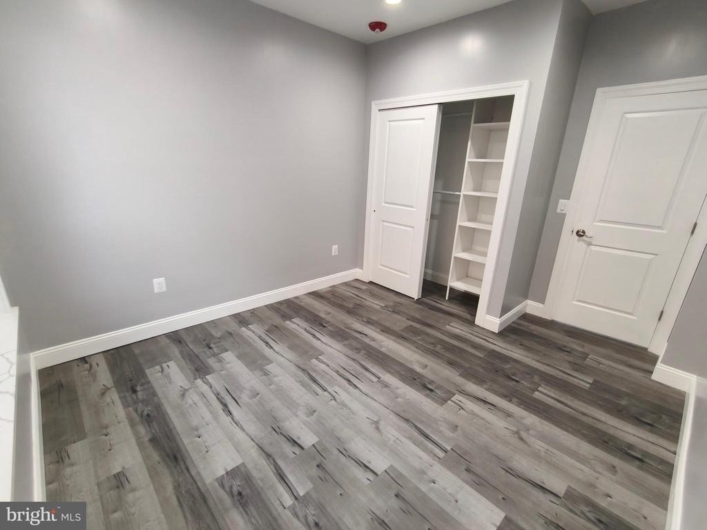 700 N Marshall Street - Photo 16