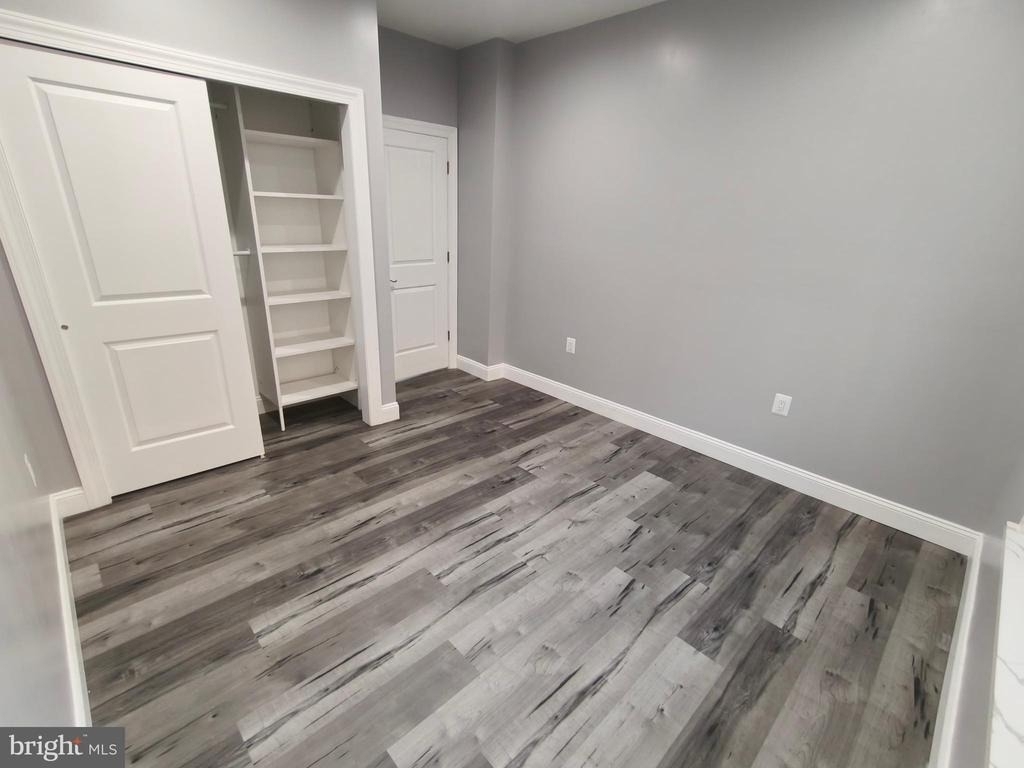 700 N Marshall Street - Photo 15