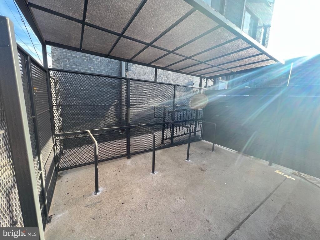 700 N Marshall Street - Photo 35