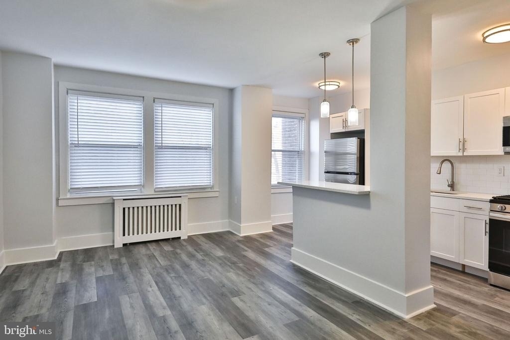 4247 Locust Street - Photo 3
