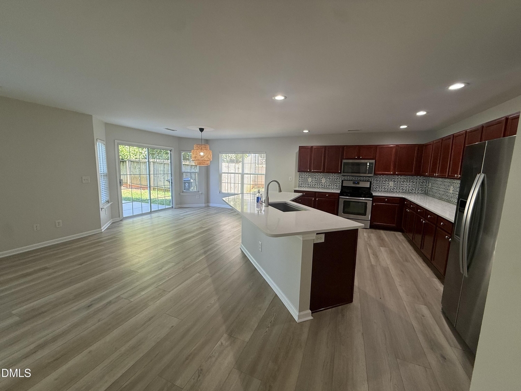 220 Milpass Drive - Photo 2