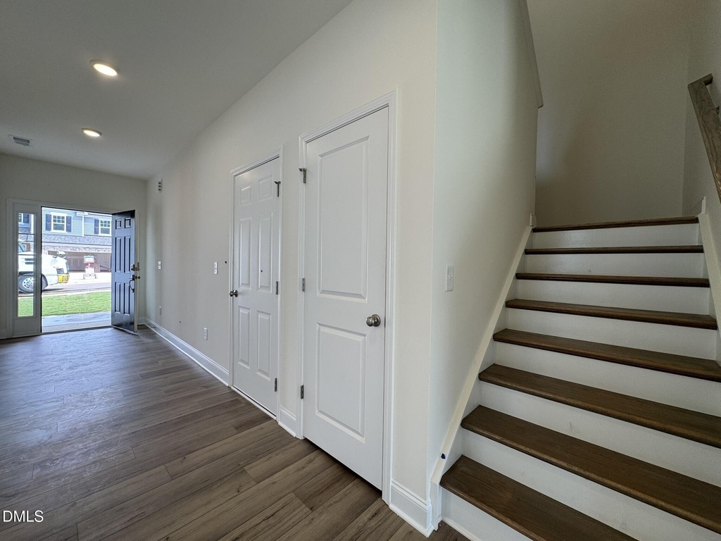 231 Faith Avenue - Photo 6