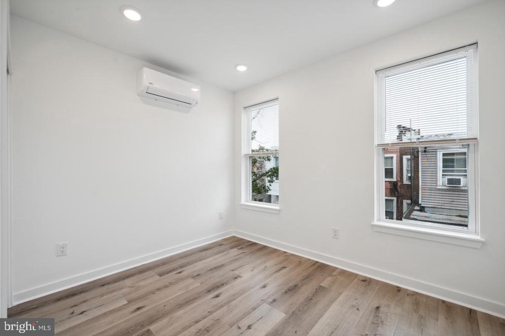 3458 Frankford Avenue - Photo 8