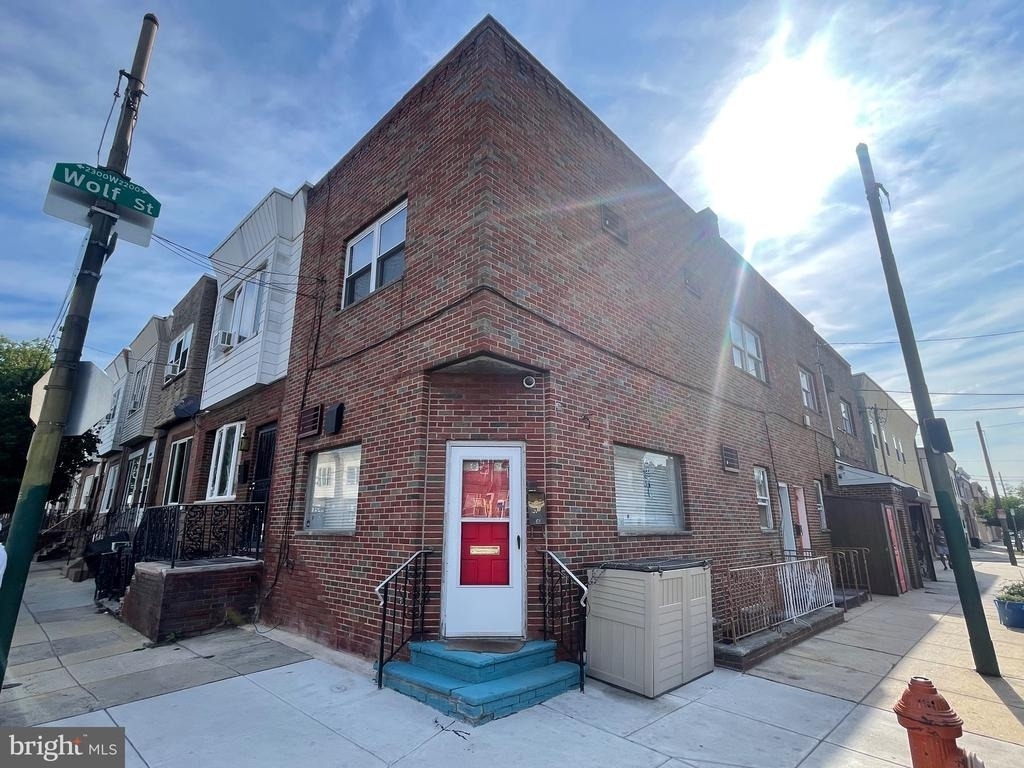2251 S 23rd Street - Photo 0