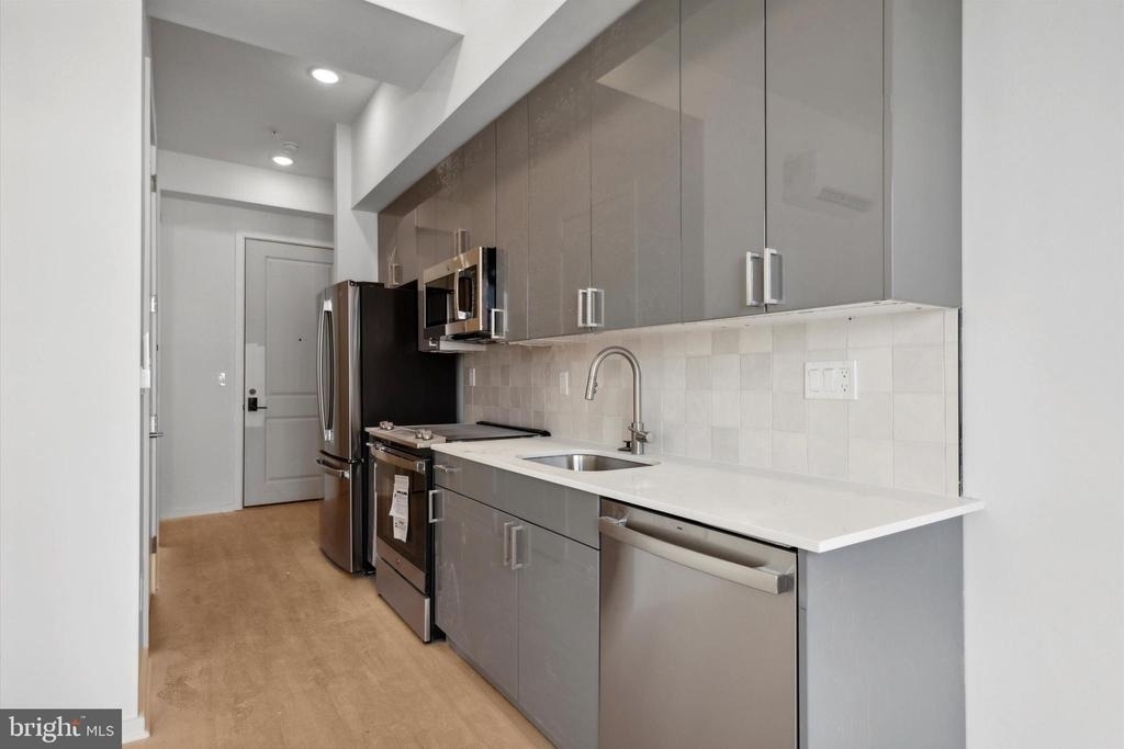 225 N 12th Street - Photo 8