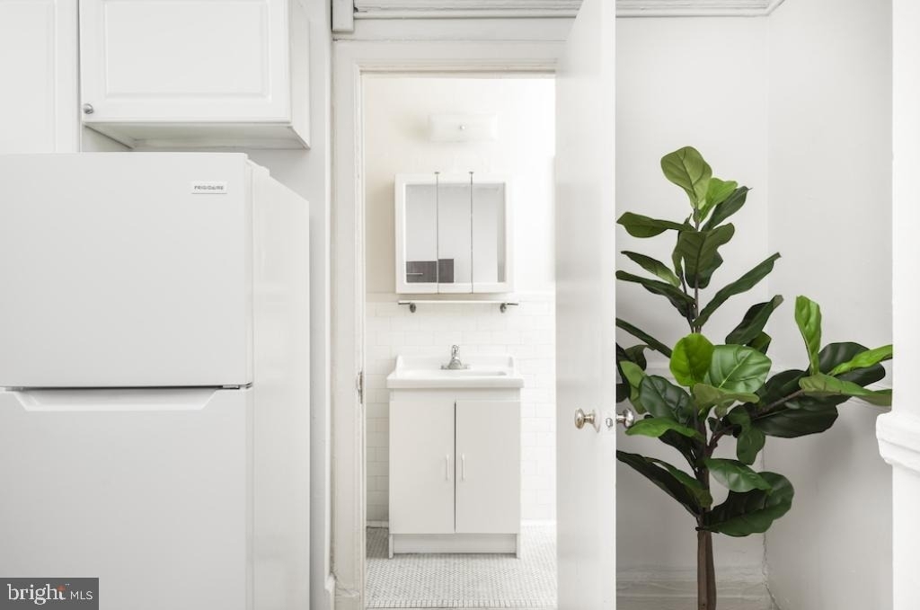 1229 Chestnut Street - Photo 14