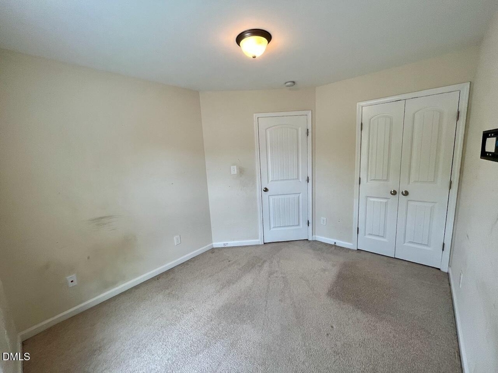 3853 Volkswalk Place - Photo 8