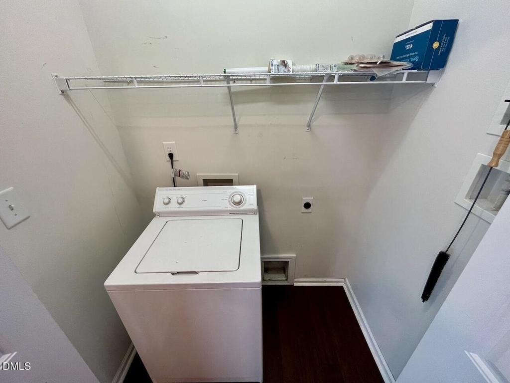 3853 Volkswalk Place - Photo 16
