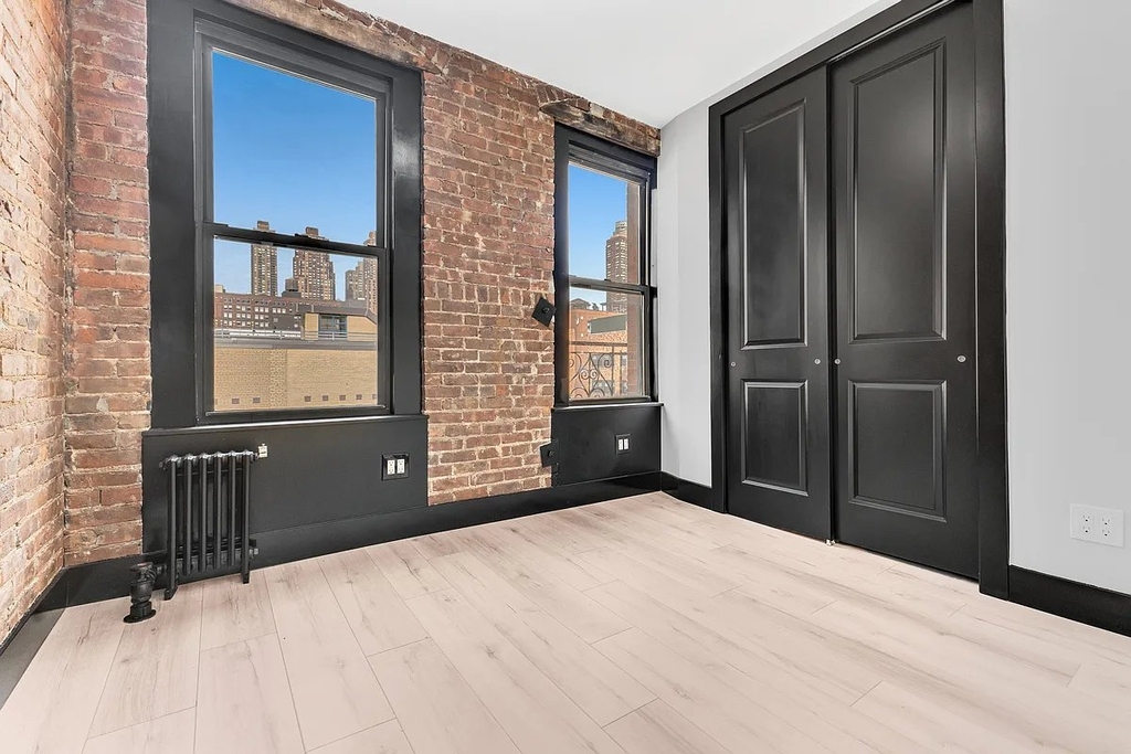 Copy of 438 West 52nd Street, Unit 12e - Photo 0