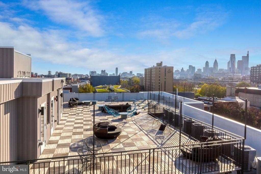 629 W Girard Avenue - Photo 48