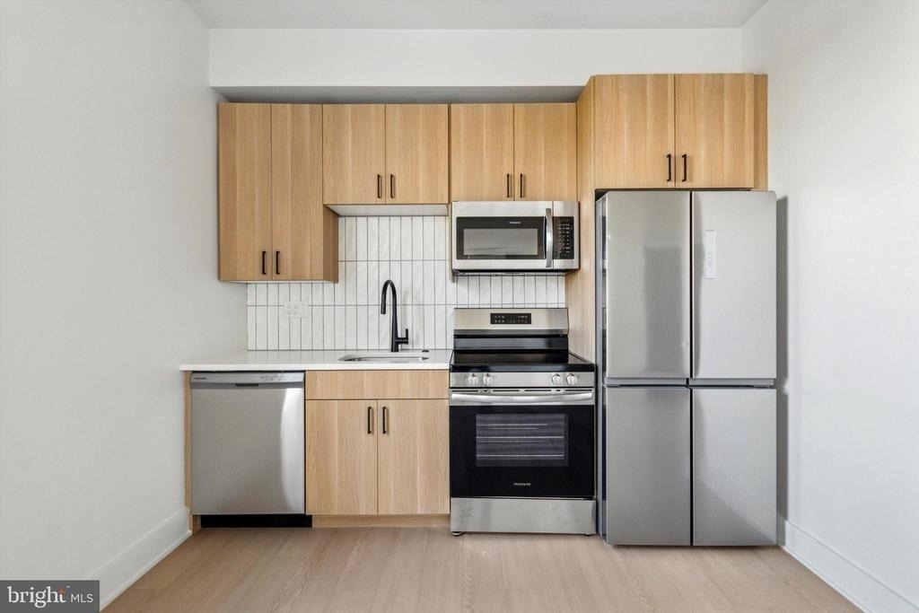 5521 Wayne Avenue - Photo 14