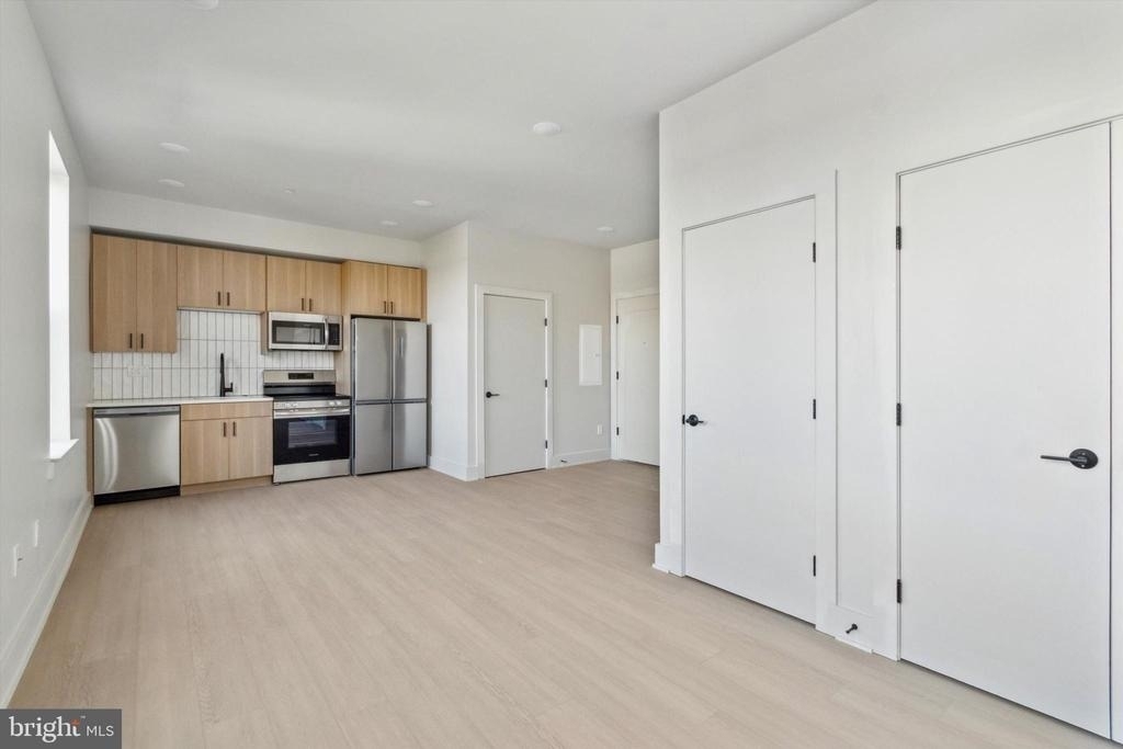 5521 Wayne Avenue - Photo 10
