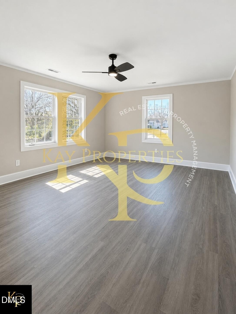 1200 E Holly Street - Photo 9