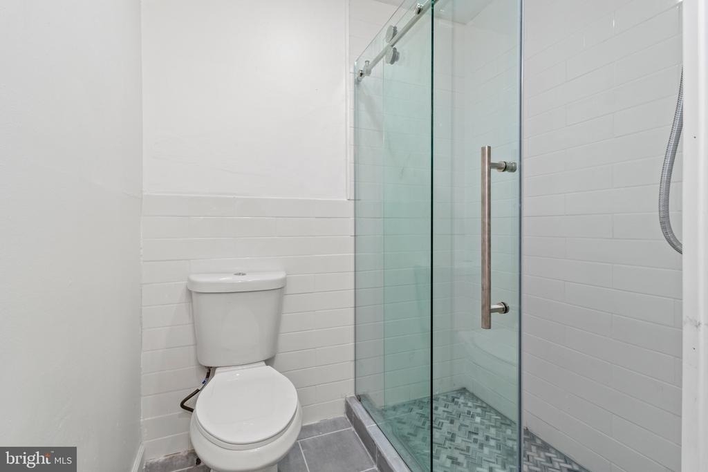 1602 S Broad Street - Photo 6