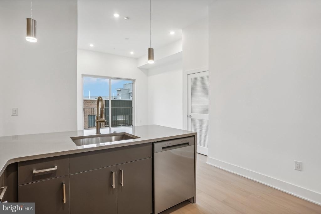 1731 Tilghman Street - Photo 8