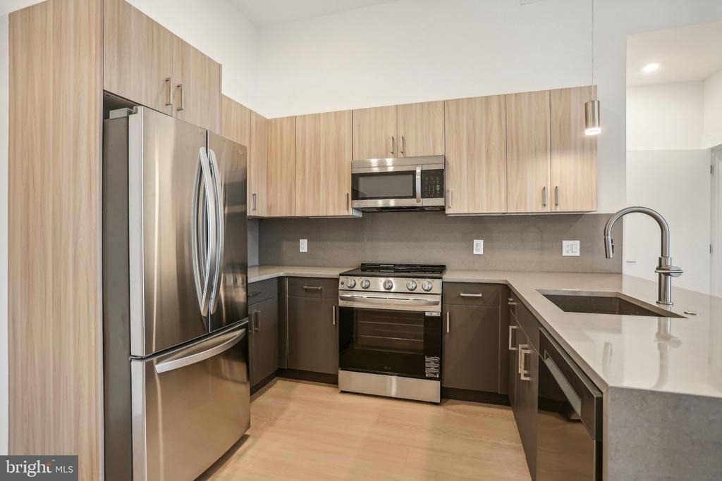 1731 Tilghman Street - Photo 4
