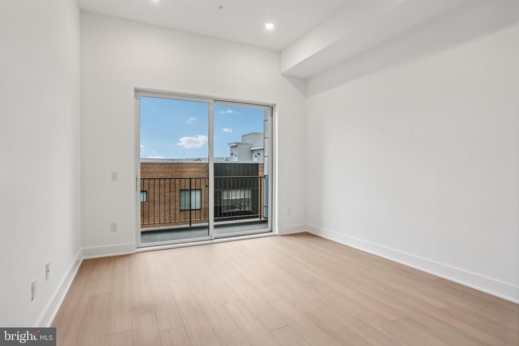 1731 Tilghman Street - Photo 10
