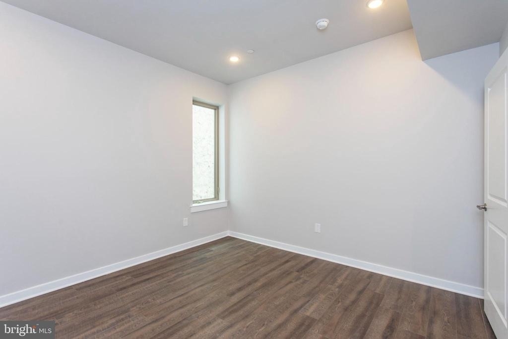1227-29 N 7th Street - Photo 8