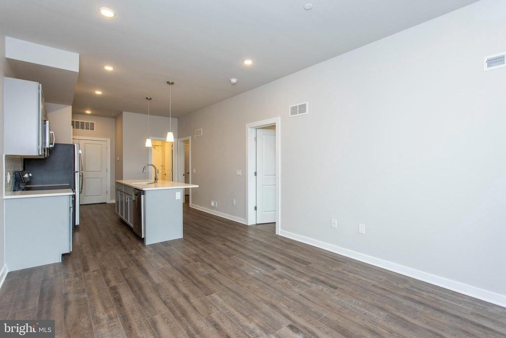 1227-29 N 7th Street - Photo 3